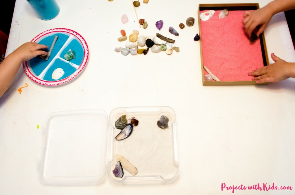 These zen gardens for kids are so easy and fun to make! This is a great calming sensory activity for kids that you can customize with different colors and accessories. They would make really great handmade gifts as well! 