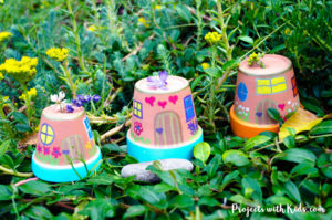 These fairy houses are just adorable and so easy to make! Kids will love creating these painted fairy houses and finding special places for them in the garden. Easy to make for kids of all ages with just a few simple supplies.