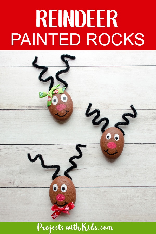 These reindeer painted rocks are easy to make and just adorable! They make a wonderful Christmas craft that kids of all ages will enjoy creating. #reindeercraft #christmascrafts #rockpainting #projectswithkids