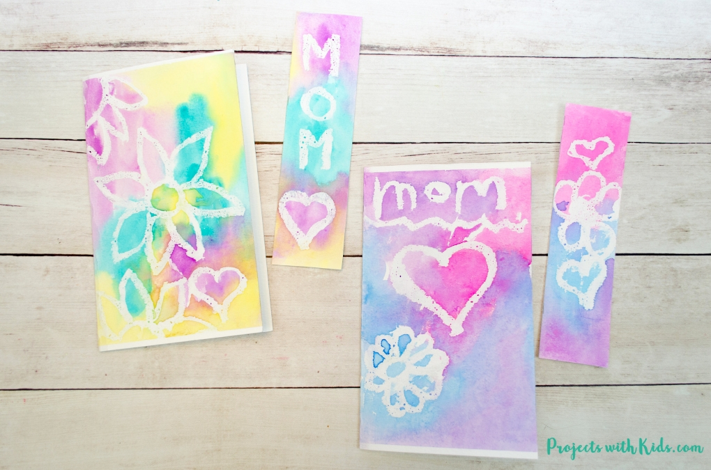 Kids will love to make this lovely Mother's Day bookmark and card set for their mom or grandma as a special handmade gift. A super easy watercolor technique for kids of all ages!
