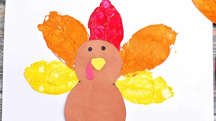 Leaf printing turkey craft for Thanksgiving.